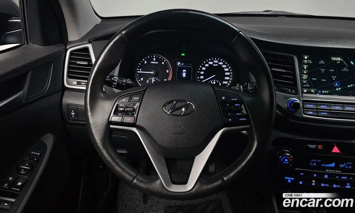 Hyundai Tucson 2017 1.7 автомат (гидро), фото 18