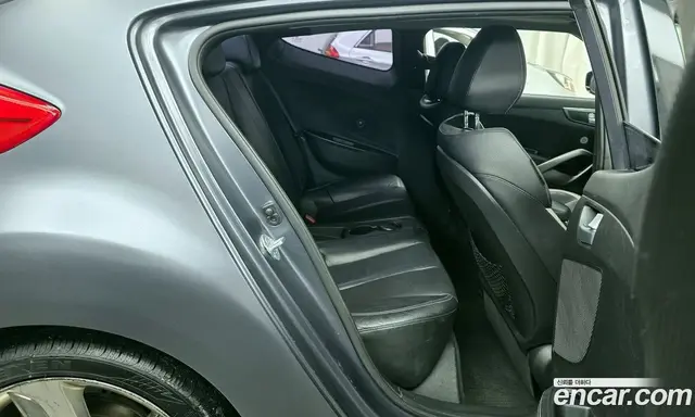 Hyundai Veloster 2013 1.6 автомат (гидро), миниатюра 12