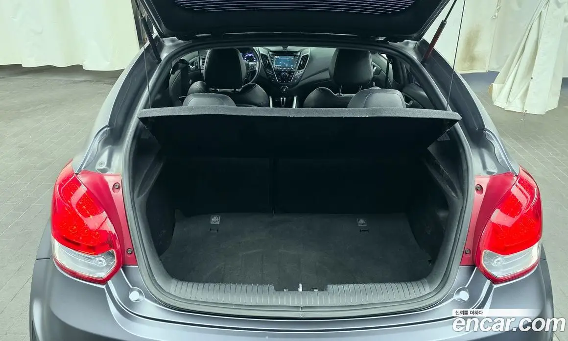 Hyundai Veloster 2013 1.6 автомат (гидро), фото 20