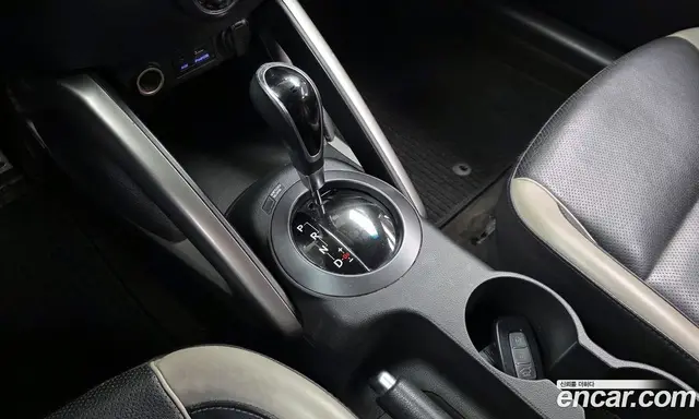 Hyundai Veloster 2013 1.6 автомат (гидро), миниатюра 9