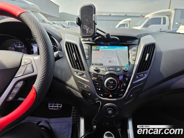 Hyundai Veloster 2013 1.6 автомат (гидро), миниатюра 11
