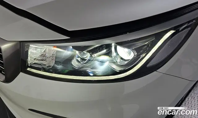 Kia Carnival 2018 2.2 автомат (гидро), миниатюра 7 Kia Carnival 2018 2.2 автомат (гидро), миниатюра 7