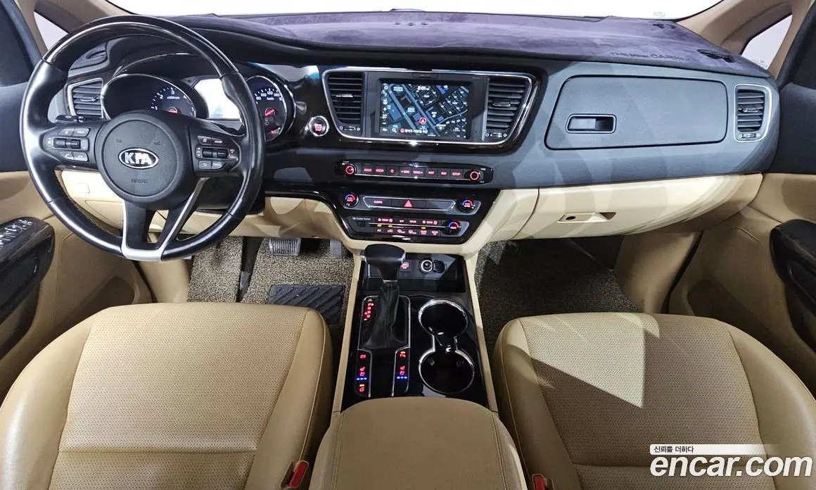 Kia Carnival 2018 2.2 автомат (гидро), фото 9 Kia Carnival 2018 2.2 автомат (гидро), фото 9
