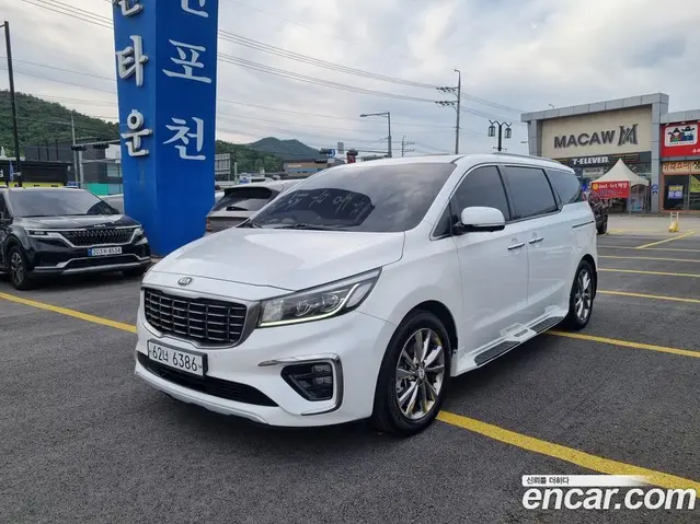 Kia Carnival, 2018, 273 384 км