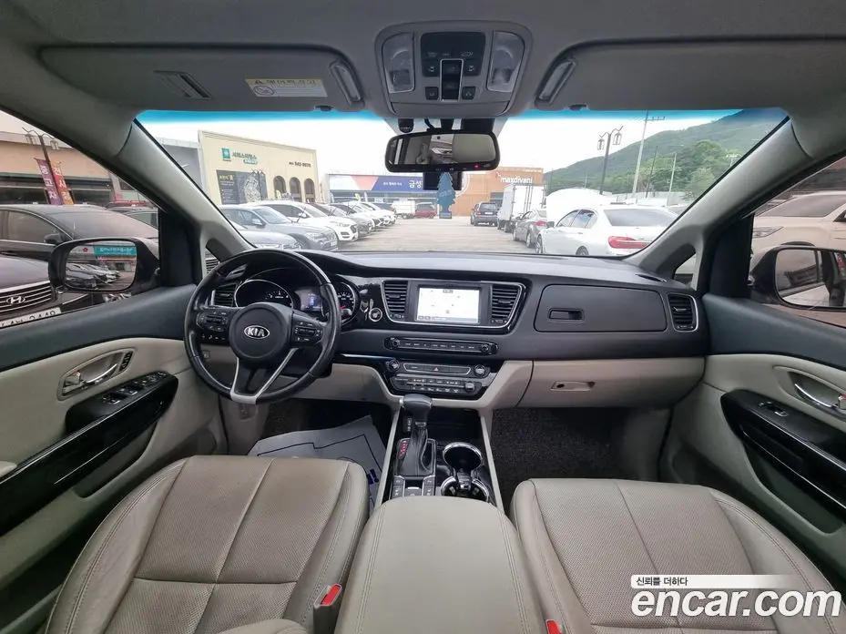 Kia Carnival 2018 2.2 автомат (гидро), фото 7