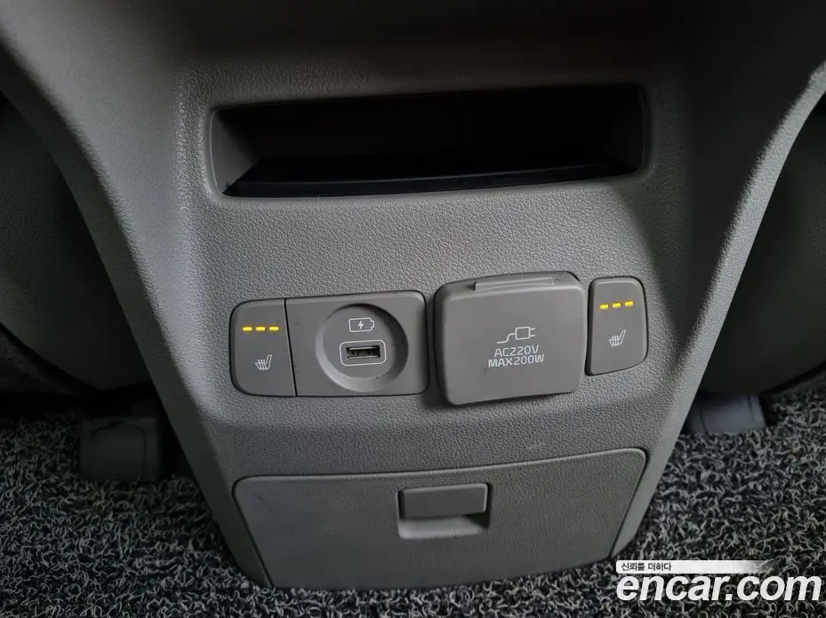 Kia Carnival 2018 2.2 автомат (гидро), фото 8