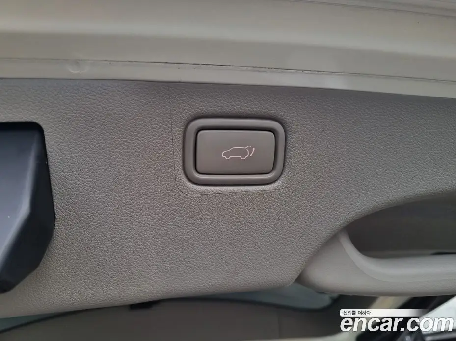 Kia Carnival 2018 2.2 автомат (гидро), фото 10