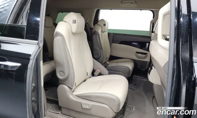 Kia Carnival 2020 2.2 автомат (гидро), миниатюра 12