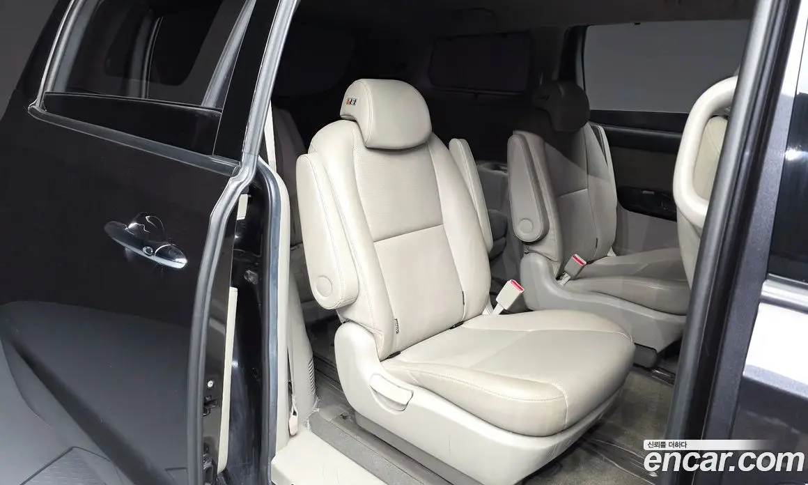 Kia Carnival 2020 3.3 автомат (гидро), фото 12 Kia Carnival 2020 3.3 автомат (гидро), фото 12