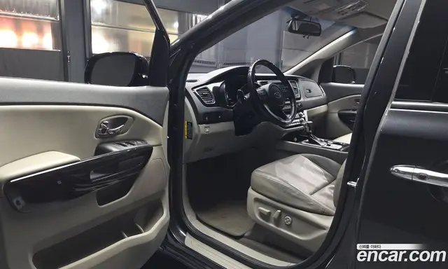 Kia Carnival 2020 3.3 автомат (гидро), миниатюра 10 Kia Carnival 2020 3.3 автомат (гидро), миниатюра 10