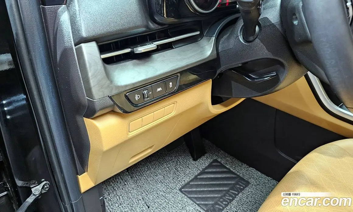 Kia Carnival 2021 2.2 автомат (гидро), фото 16