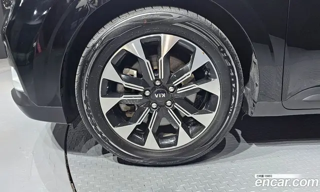 Kia Carnival 2021 2.2 автомат (гидро), миниатюра 5