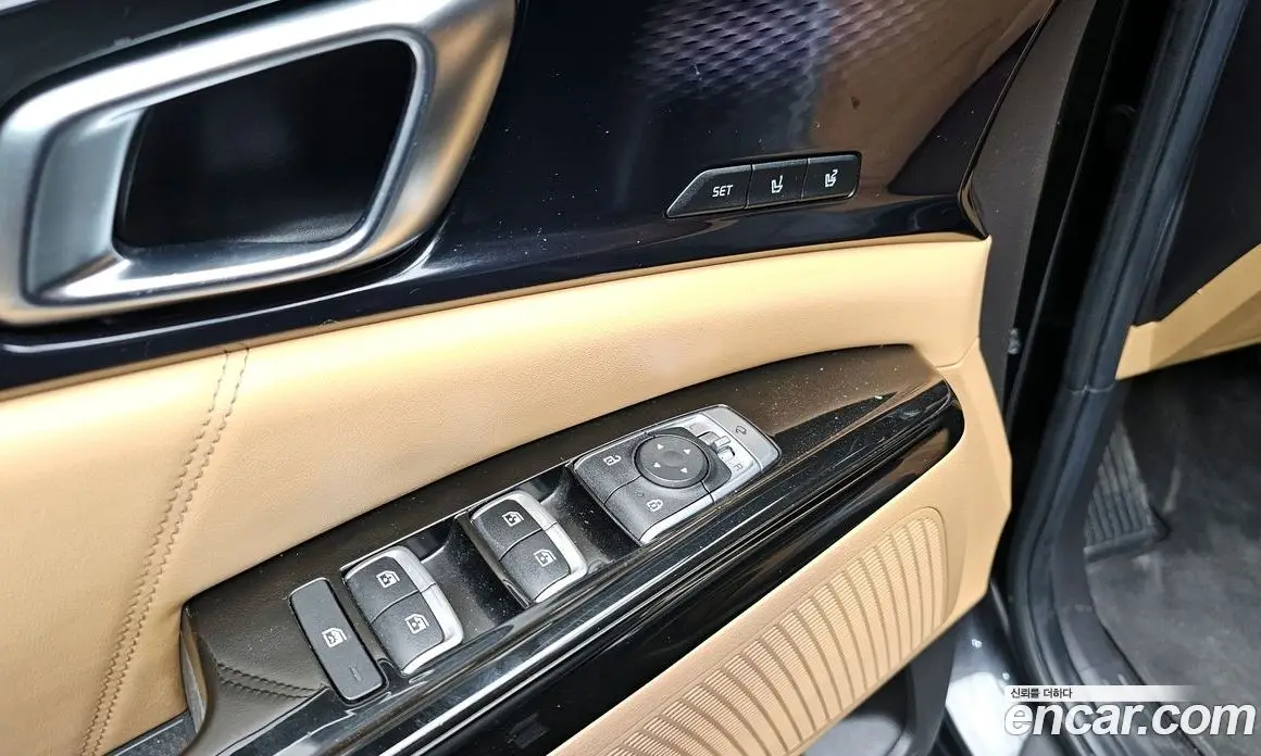 Kia Carnival 2021 2.2 автомат (гидро), фото 18