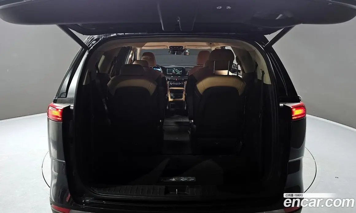 Kia Carnival 2021 2.2 автомат (гидро), фото 20