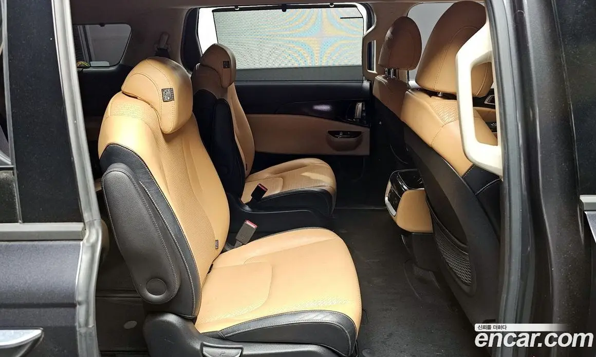 Kia Carnival 2021 2.2 автомат (гидро), фото 10
