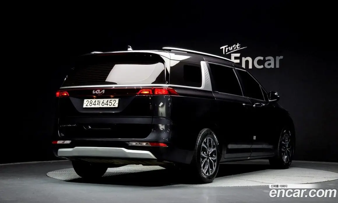 Kia Carnival 2021 2.2 автомат (гидро), фото 2 Kia Carnival 2021 2.2 автомат (гидро), фото 2