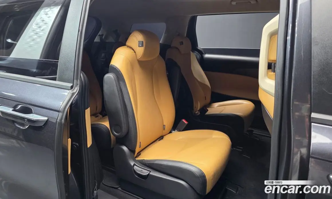 Kia Carnival 2021 2.2 автомат (гидро), фото 12 Kia Carnival 2021 2.2 автомат (гидро), фото 12