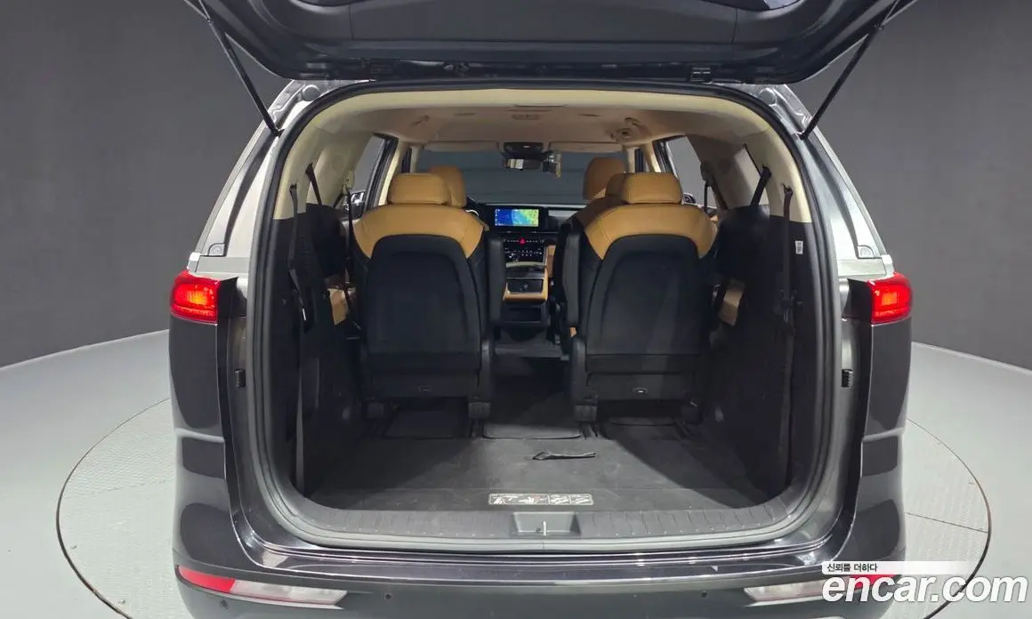 Kia Carnival 2021 2.2 автомат (гидро), фото 20 Kia Carnival 2021 2.2 автомат (гидро), фото 20