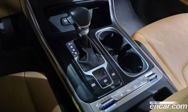Kia Carnival 2021 2.2 автомат (гидро), миниатюра 9 Kia Carnival 2021 2.2 автомат (гидро), миниатюра 9