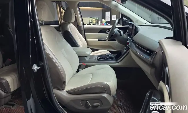 Kia Carnival 2021 2.2 автомат (гидро), миниатюра 11