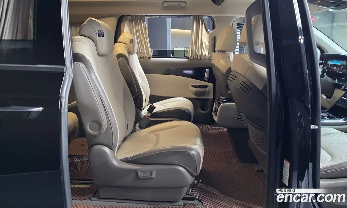 Kia Carnival 2021 2.2 автомат (гидро), фото 12