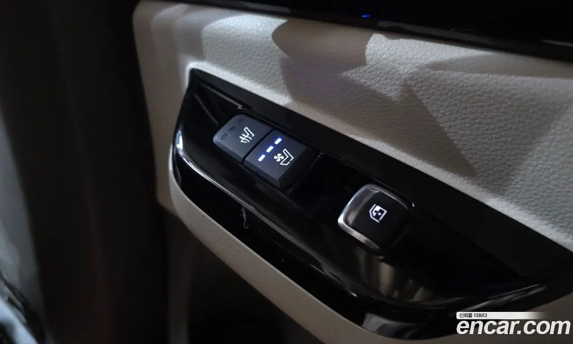 Kia Carnival 2021 2.2 автомат (гидро), фото 18