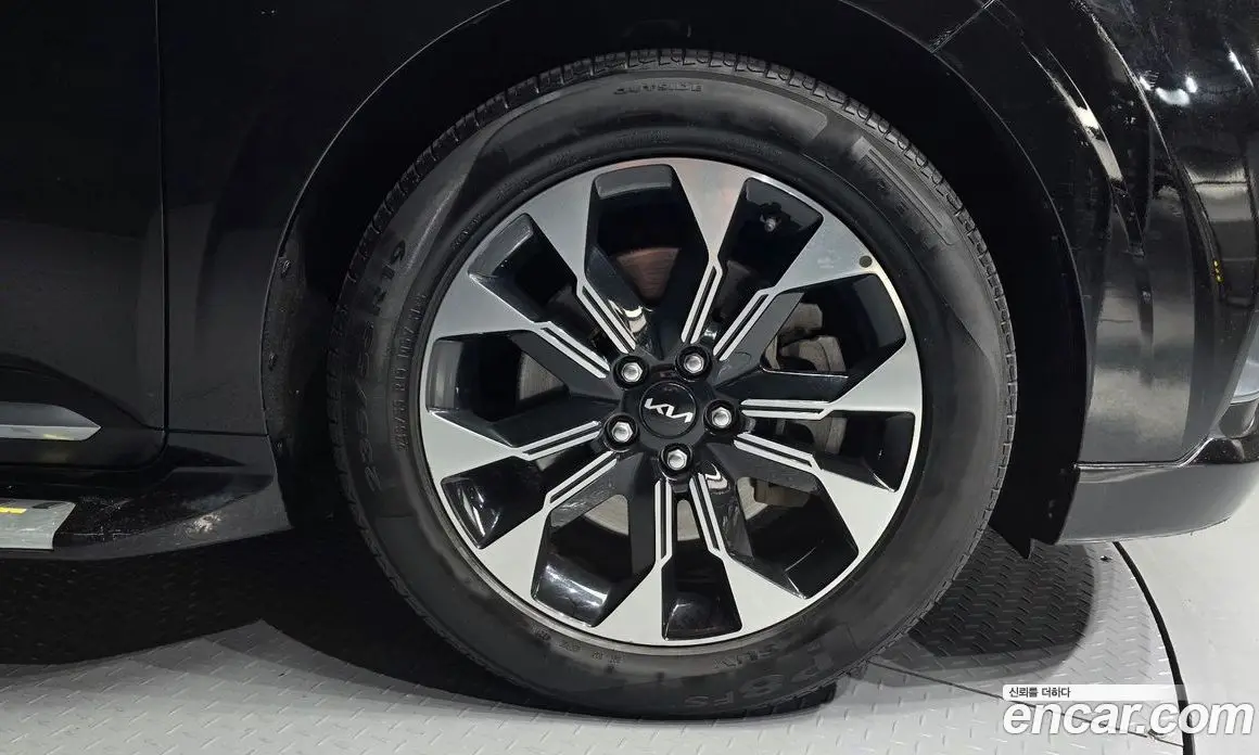 Kia Carnival 2021 2.2 автомат (гидро), фото 5