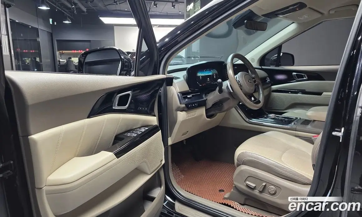 Kia Carnival 2021 2.2 автомат (гидро), фото 10