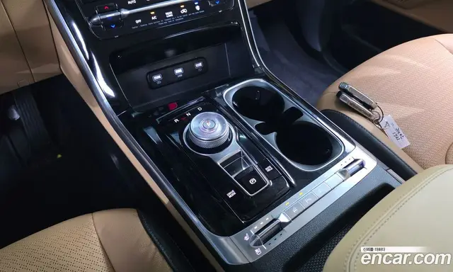 Kia Carnival 2022 2.2 автомат (гидро), миниатюра 12