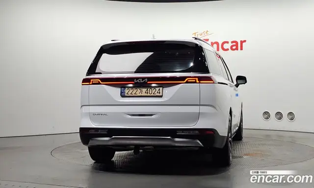 Kia Carnival 2022 2.2 автомат (гидро), миниатюра 4 Kia Carnival 2022 2.2 автомат (гидро), миниатюра 4