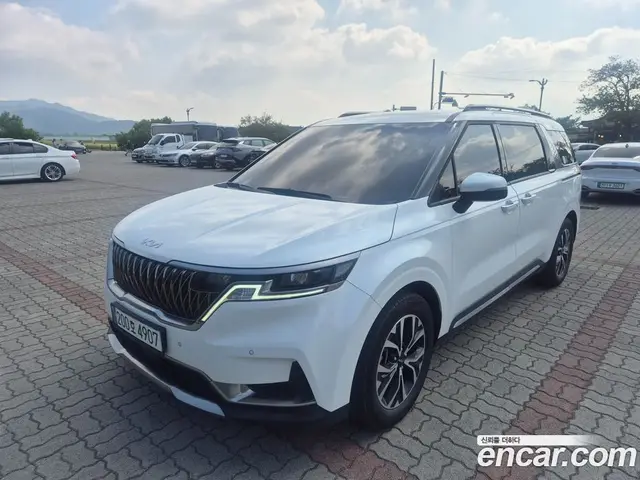 Kia Carnival 2023 3.5 автомат (гидро), миниатюра 2