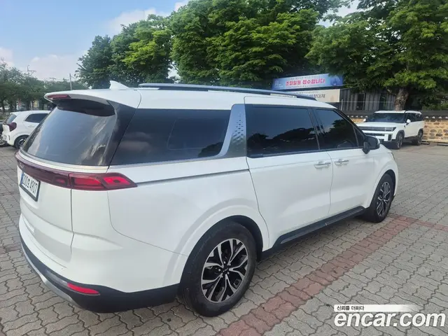 Kia Carnival 2023 3.5 автомат (гидро), миниатюра 6