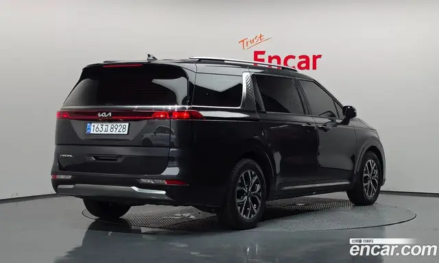 Kia Carnival 2023 2.2 автомат (гидро), миниатюра 2