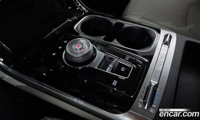 Kia Carnival 2023 2.2 автомат (гидро), миниатюра 12