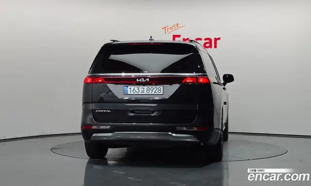 Kia Carnival 2023 2.2 автомат (гидро), миниатюра 4