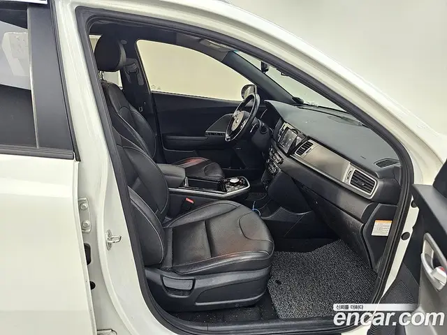 Kia Niro 2019 0.2 автомат (гидро), миниатюра 11