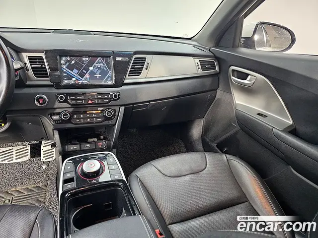 Kia Niro 2019 0.2 автомат (гидро), миниатюра 10