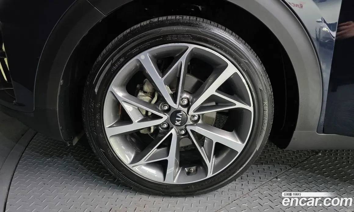 Kia Niro 2020 1.6 автомат (гидро), фото 5 Kia Niro 2020 1.6 автомат (гидро), фото 5