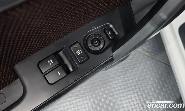 Kia Porte 2011 1.6 автомат (гидро), миниатюра 12