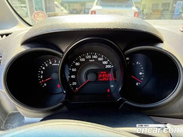 Kia Ray 2012 1.0 автомат (гидро), миниатюра 11 Kia Ray 2012 1.0 автомат (гидро), миниатюра 11