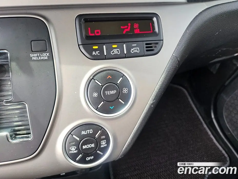 Kia Ray 2020 1.0 автомат (гидро), фото 13