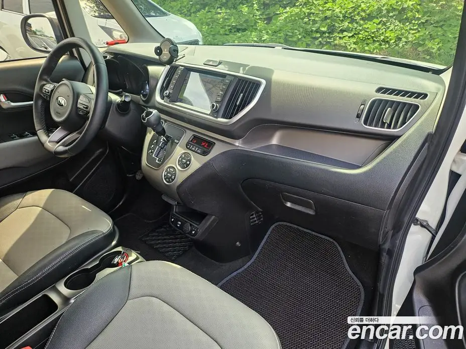 Kia Ray 2020 1.0 автомат (гидро), фото 19