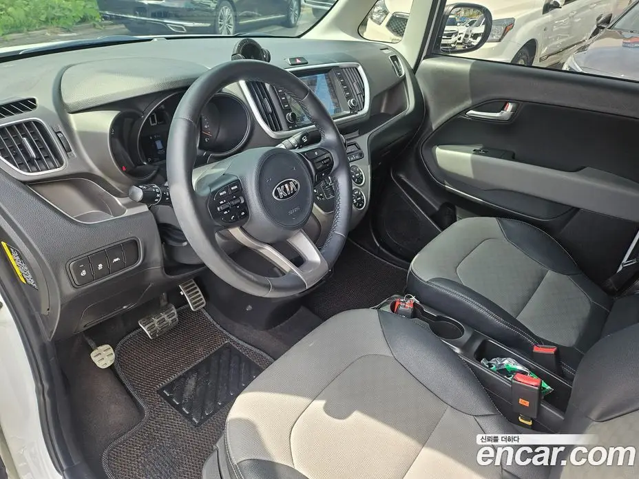 Kia Ray 2020 1.0 автомат (гидро), фото 8