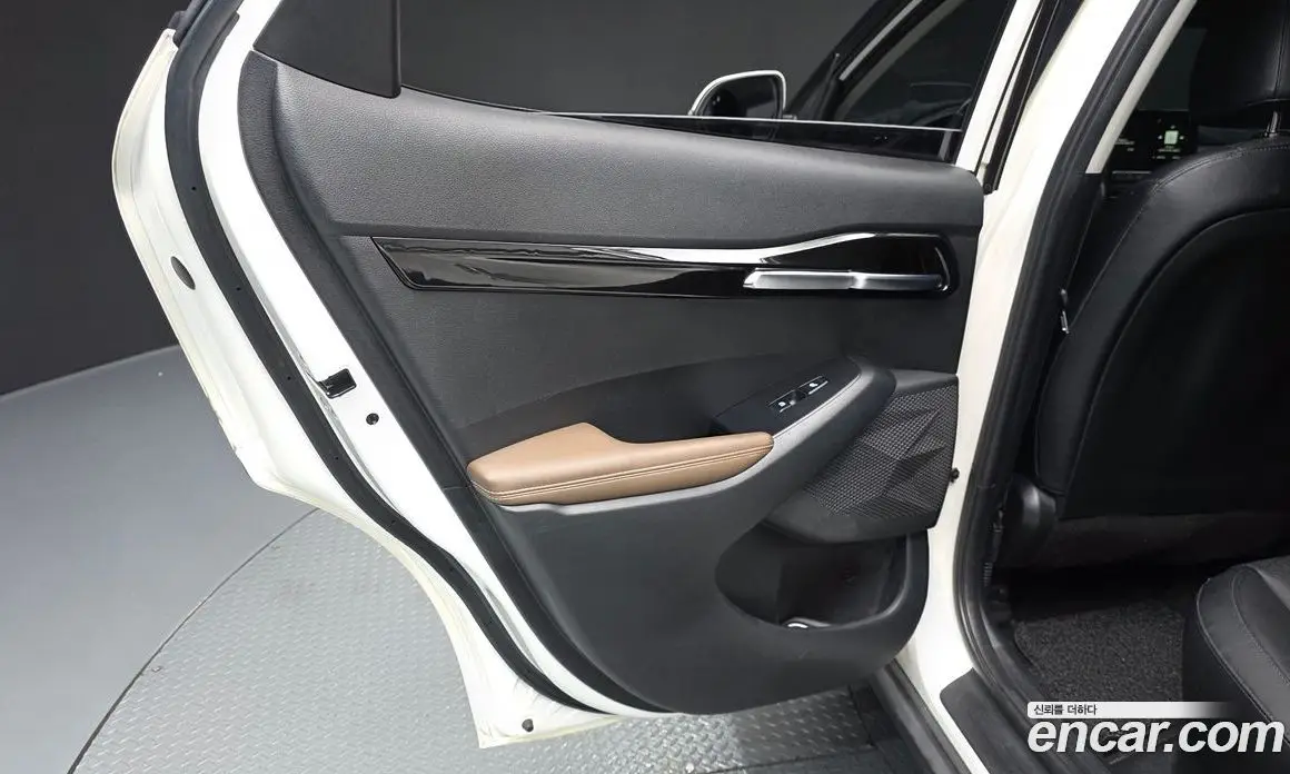 Kia Seltos 2020 1.6 автомат (гидро), фото 14