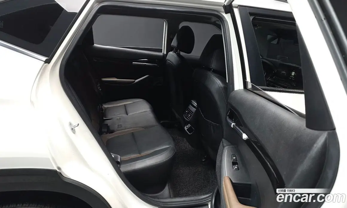 Kia Seltos 2020 1.6 автомат (гидро), фото 17