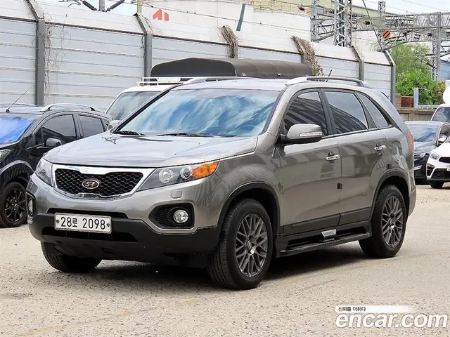 Kia Sorento, 2009, 200 289 км