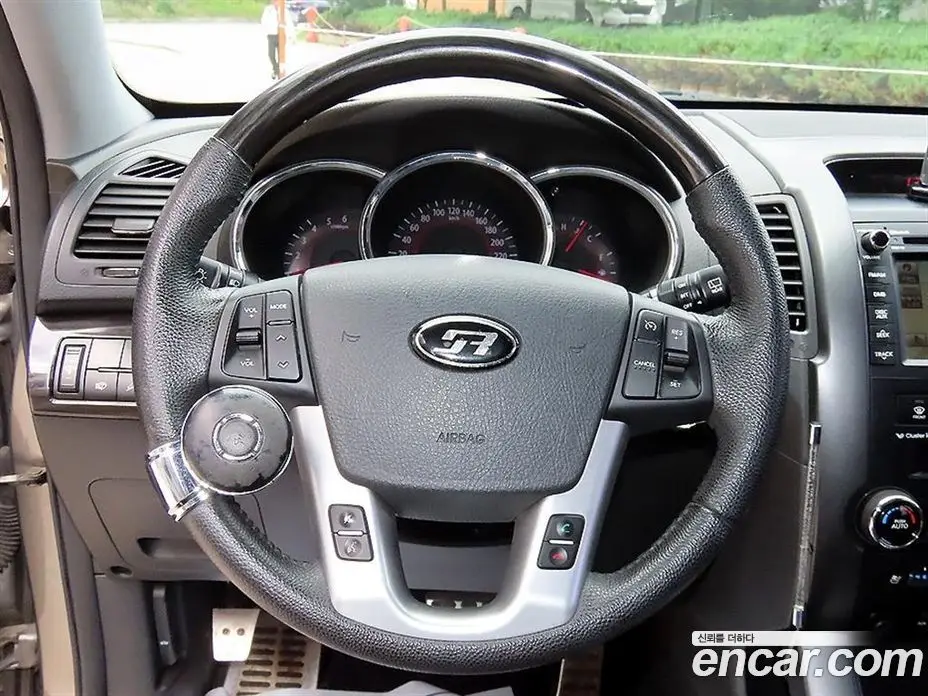 Kia Sorento 2009 2.0 автомат (гидро), фото 12
