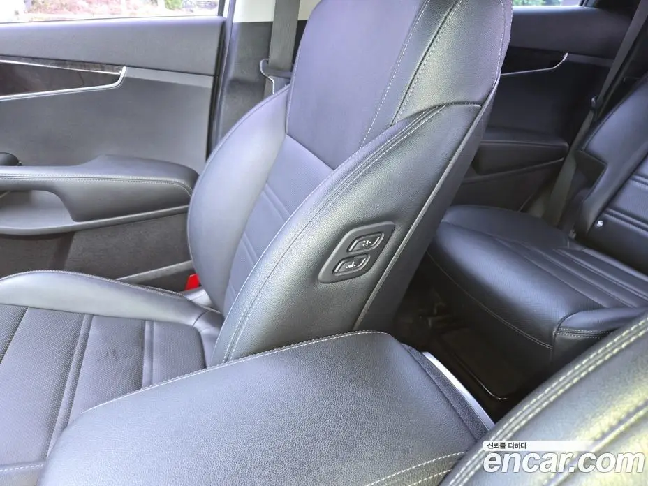 Kia Sorento 2017 2.0 автомат (гидро), фото 18 Kia Sorento 2017 2.0 автомат (гидро), фото 18