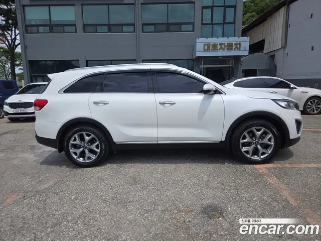 Kia Sorento 2017 2.0 автомат (гидро), миниатюра 4 Kia Sorento 2017 2.0 автомат (гидро), миниатюра 4
