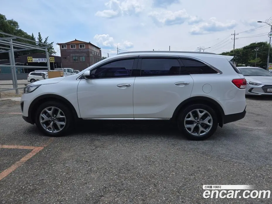 Kia Sorento 2017 2.0 автомат (гидро), фото 5 Kia Sorento 2017 2.0 автомат (гидро), фото 5